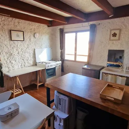 Le Logis Des Vendangeurs Apartment Puisserguier Exterior photo
